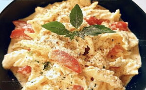 Viral-Style Baked Feta Pasta Recipe